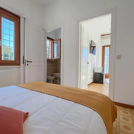 5 Min From Bus Stop- Wi-fi & Relax- Apartament